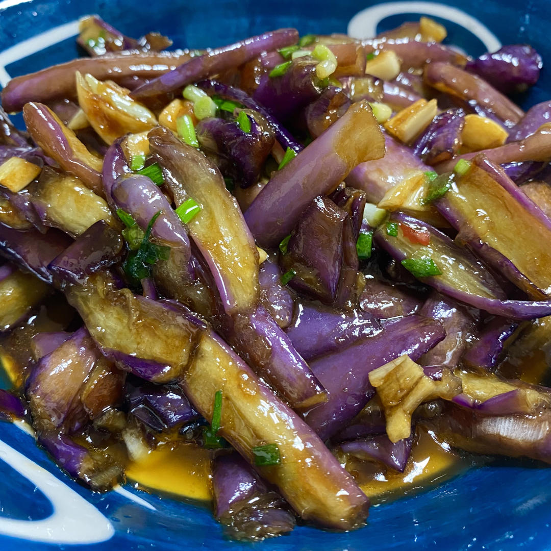 红烧茄子（佐西红柿尖椒）