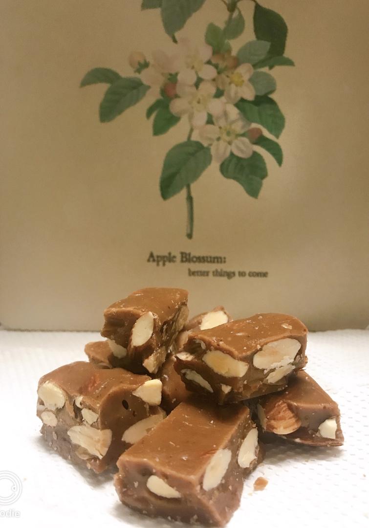 🧨新年最佳伴手礼~海盐杏仁太妃糖🍬~