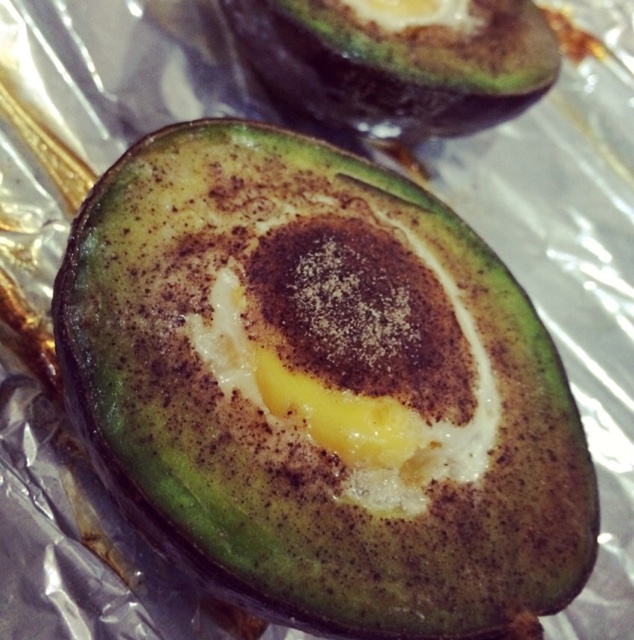 培根牛油果焗蛋