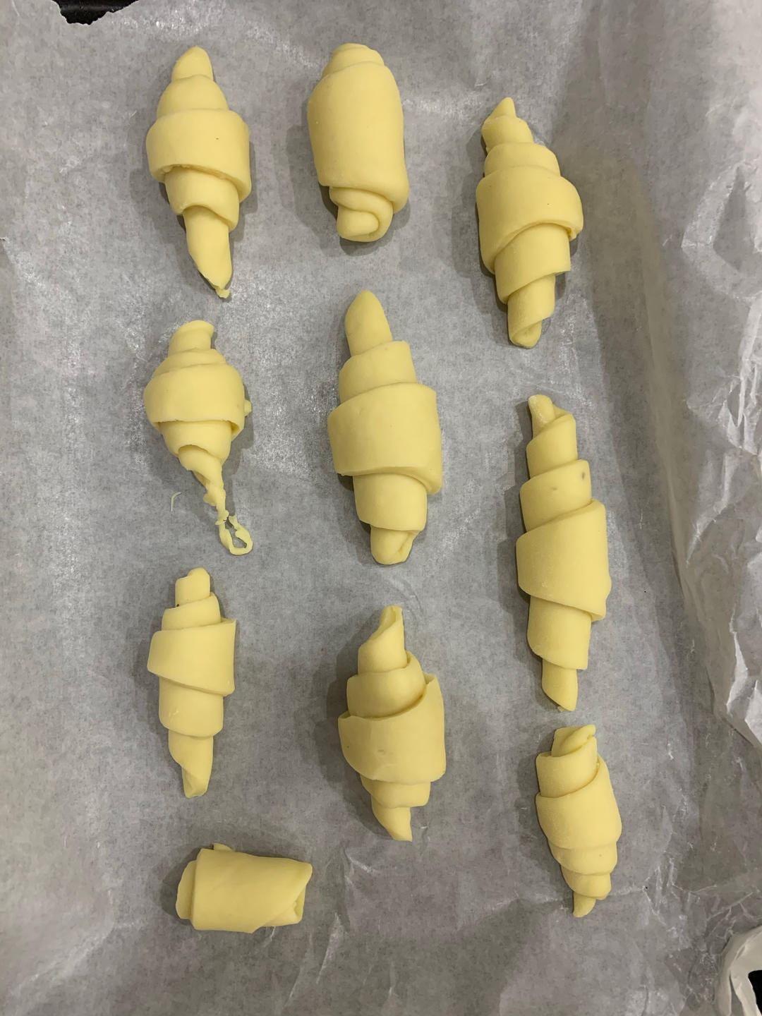 奶香牛角包，松软香甜零失败，早餐必备