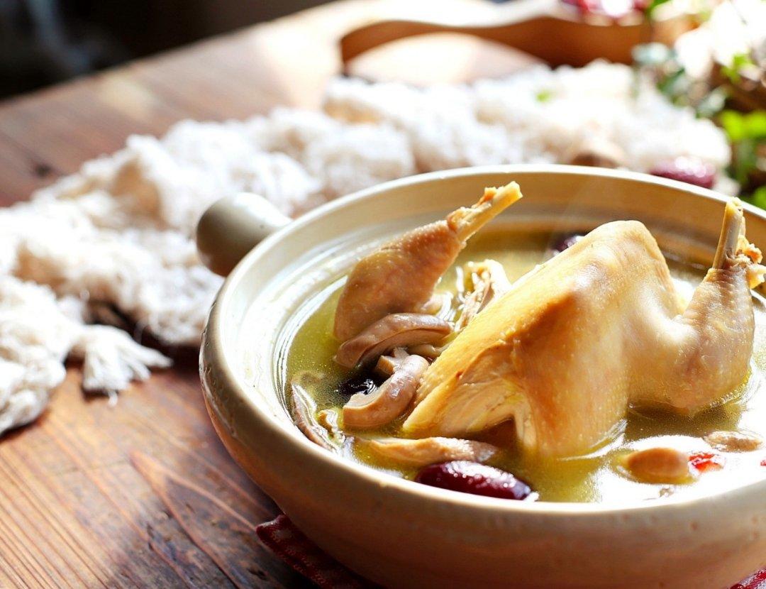 prettytree美树做的胡椒猪肚鸡汤