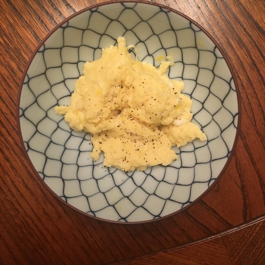 美式牛奶炒滑蛋，低脂健康