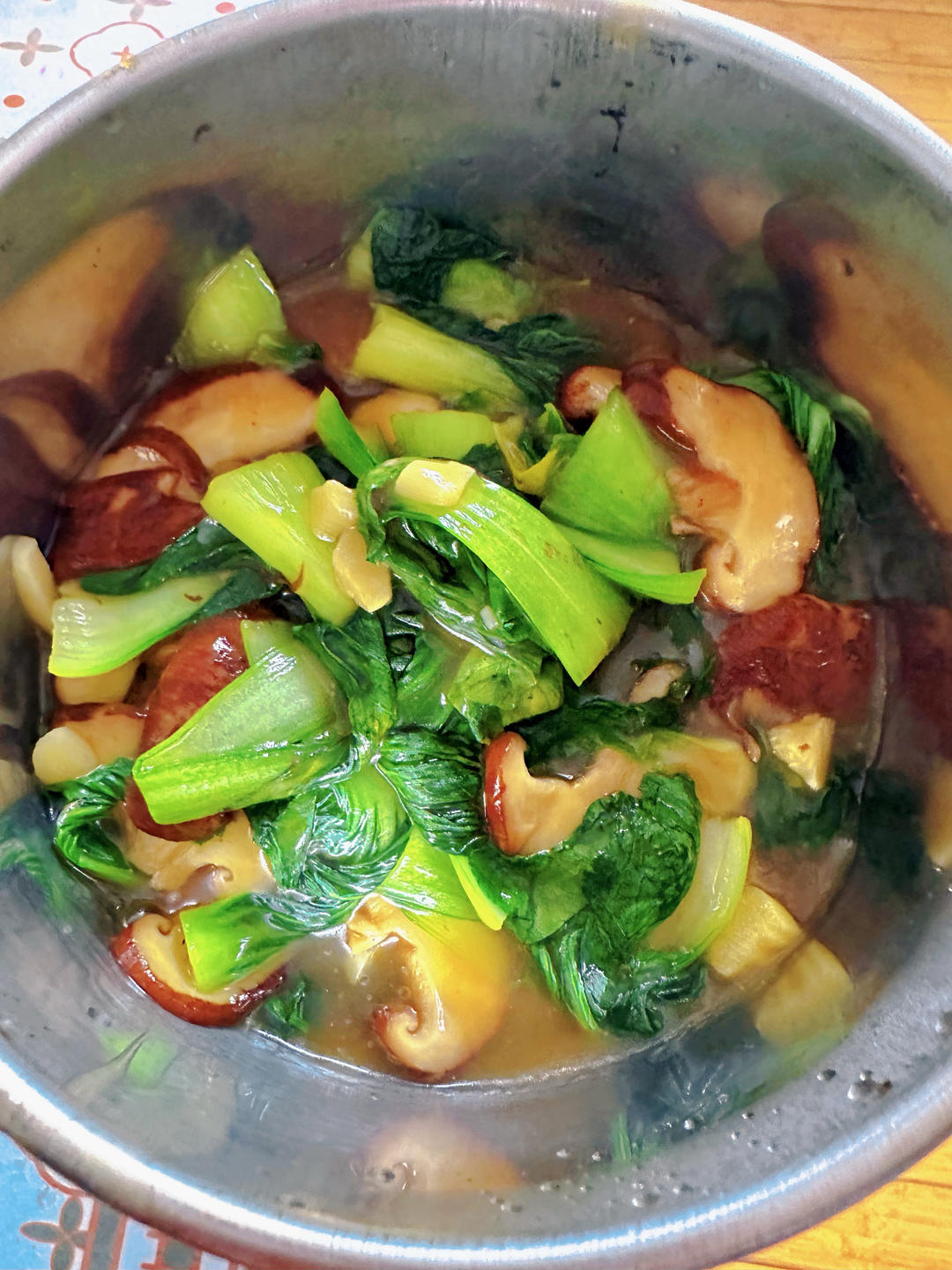 上海青炒香菇