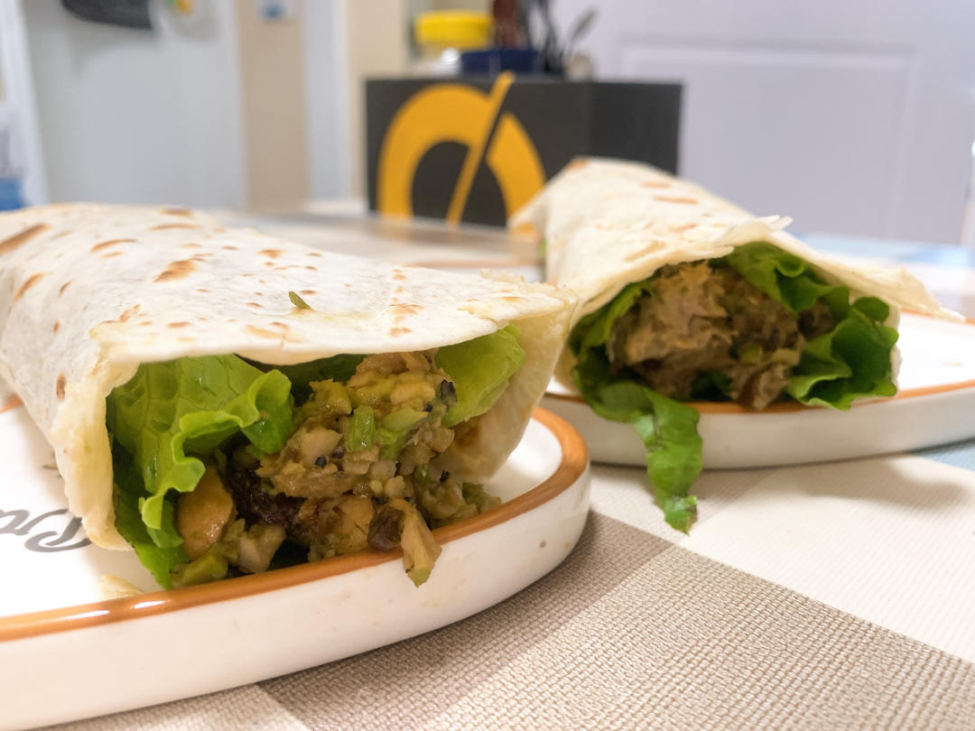 牛油果吞拿鱼卷（好吃哭&超快手）