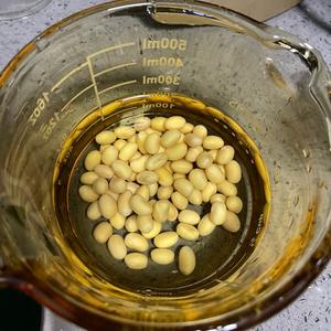 黄芪糯米枸杞豆浆的做法 步骤2