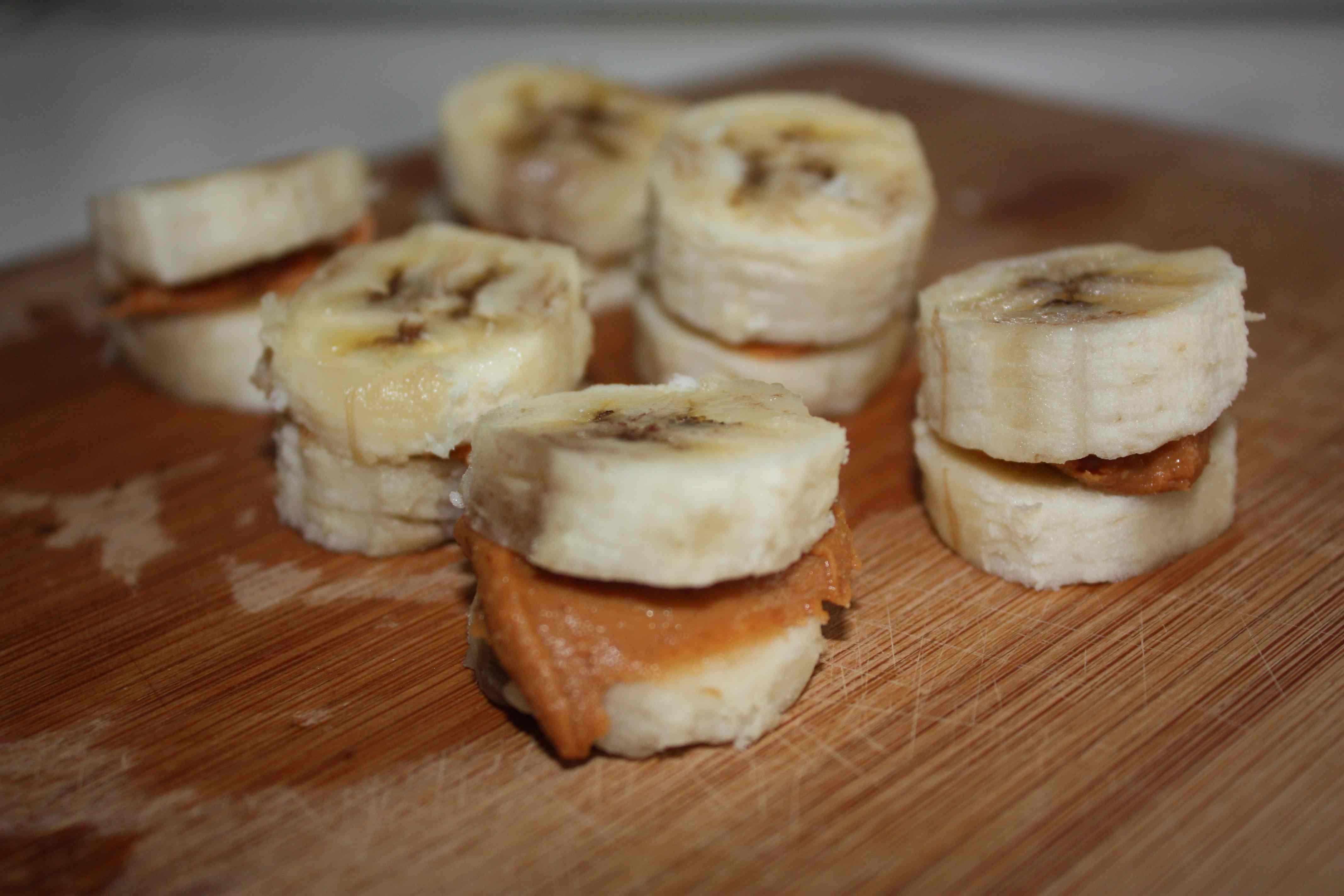 花生酱夹心巧克力香蕉