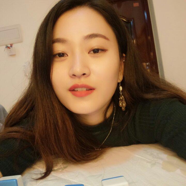 水瓶座娅娅