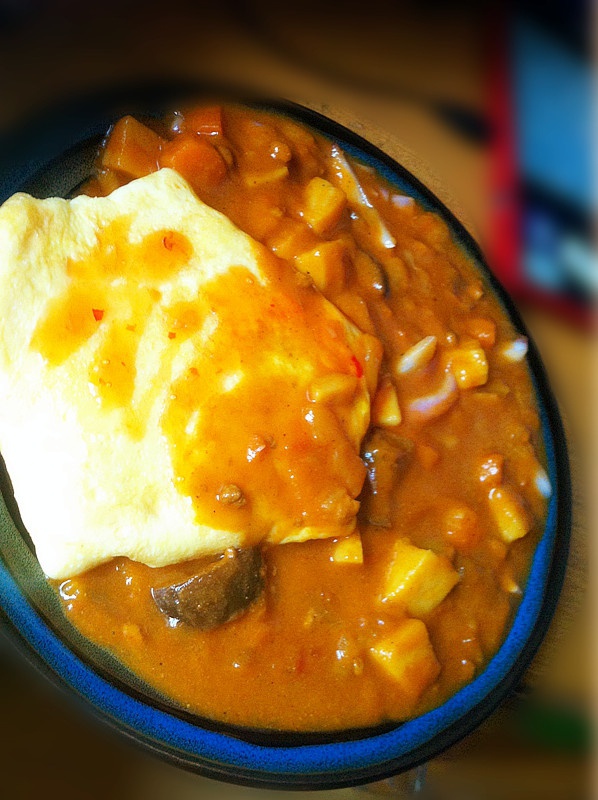 日式咖喱蛋包饭