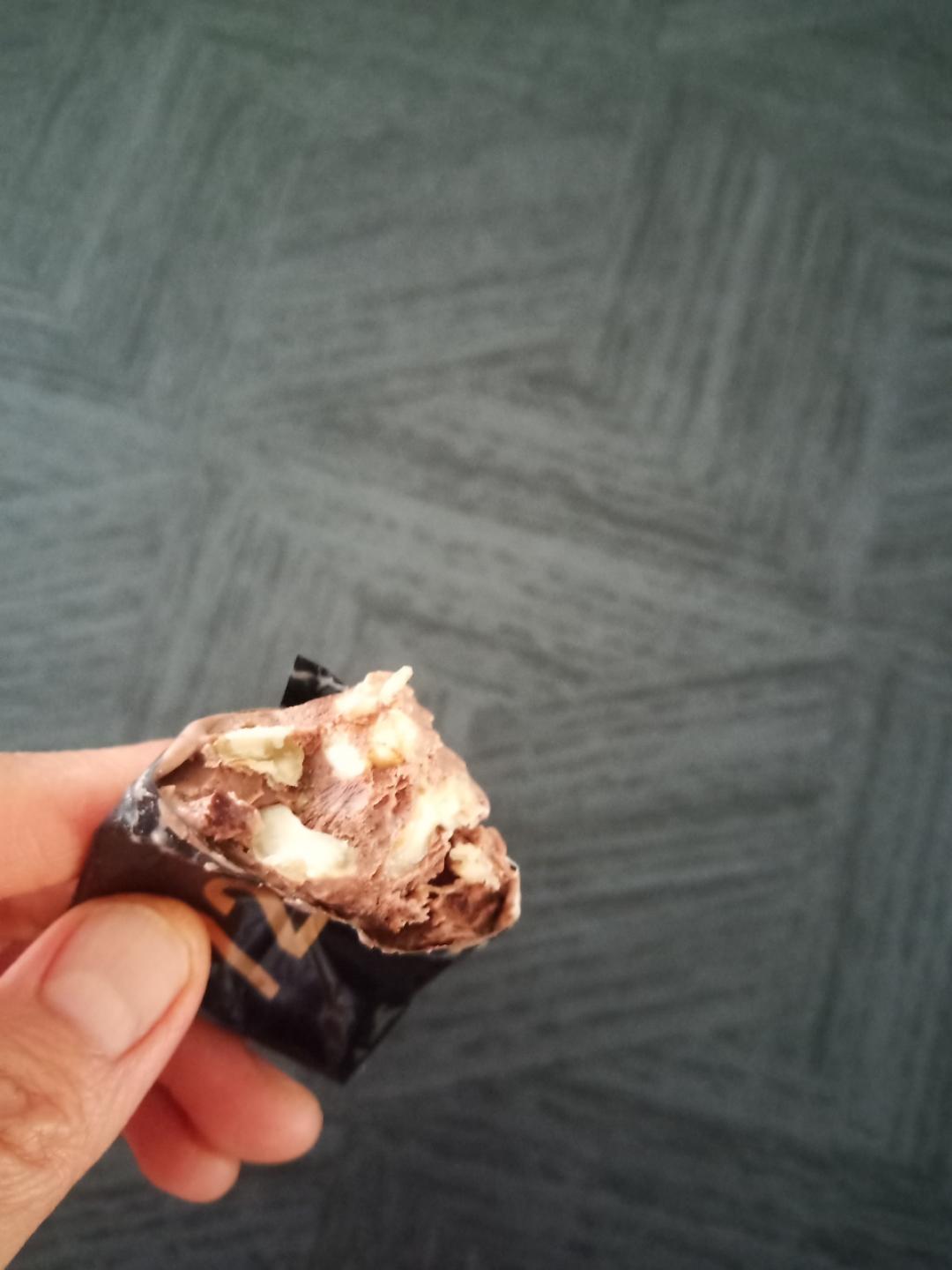 不用模具就能做的巧克力酸奶雪糕
