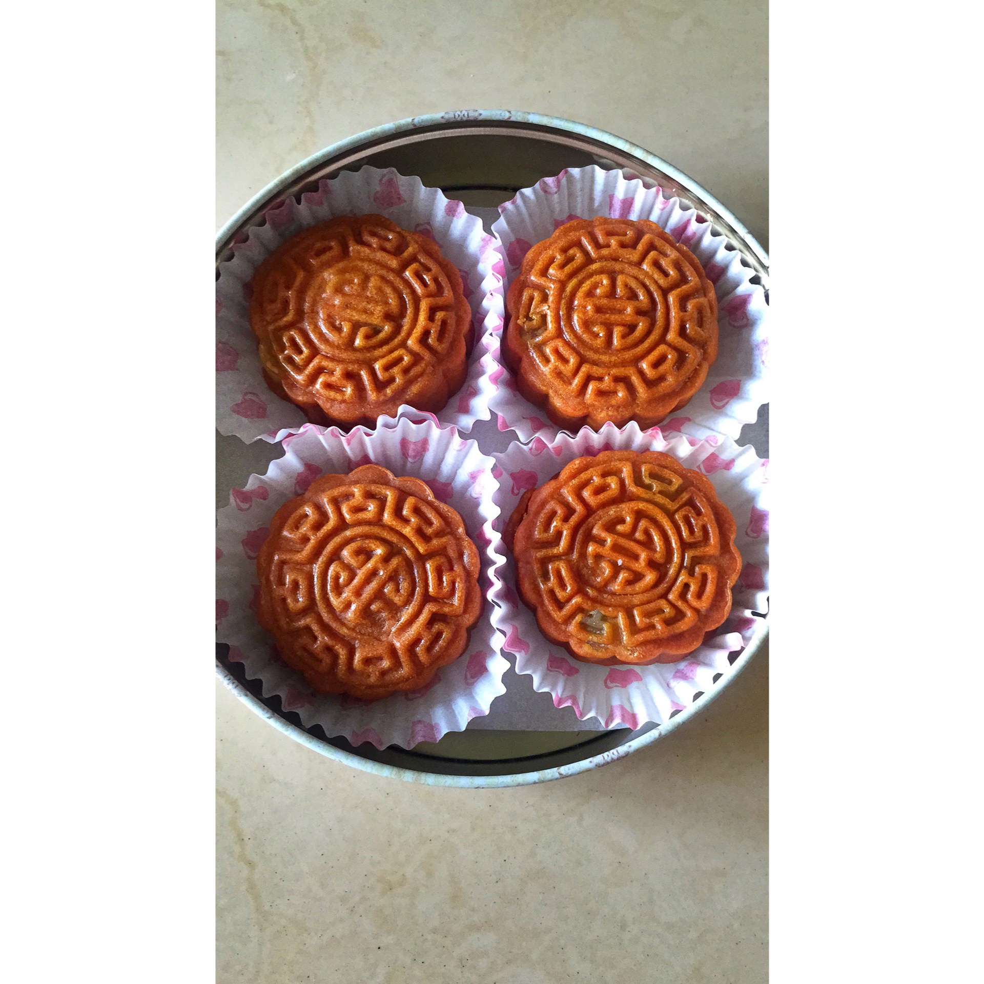 广式月饼——蛋黄莲蓉月饼