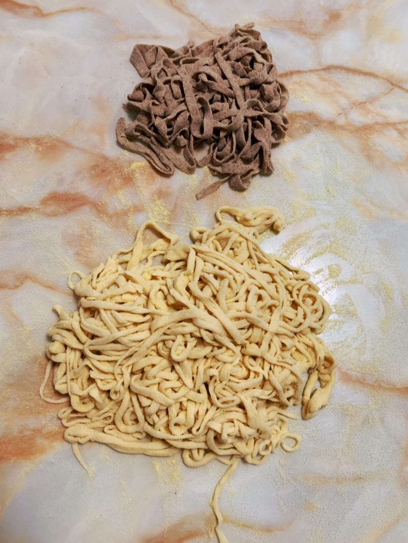 快手纯手工擀面条