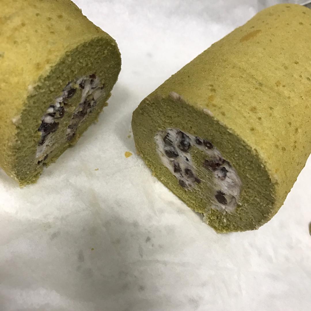 抹茶戚风蛋糕卷