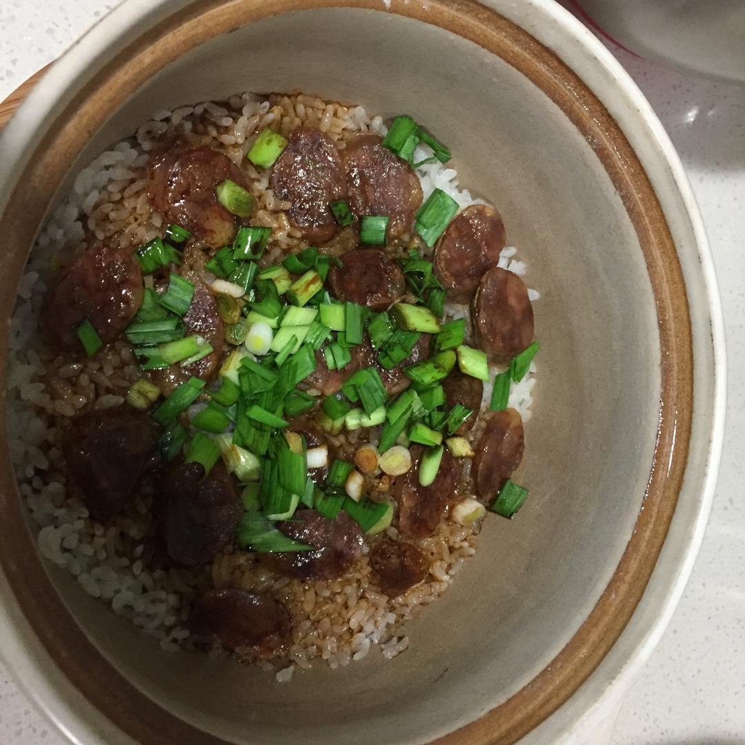 香肠煲仔饭