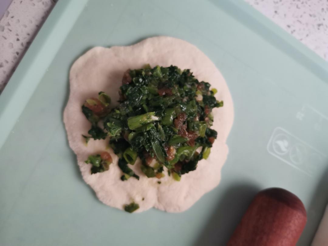 〈小白菜饺子馅〉，很鲜。欣小厨 😉