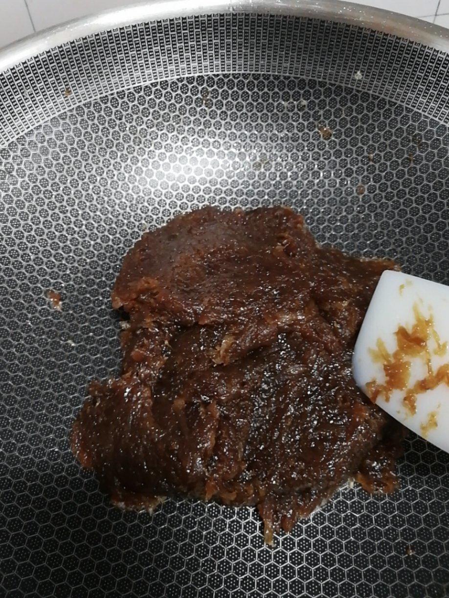 广式月饼—蛋黄冬翅月饼