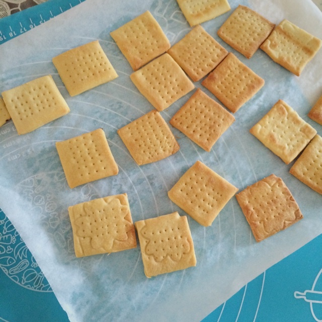 低热量奶香苏打饼干