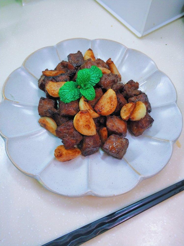 天津味道——黑蒜子牛肉
