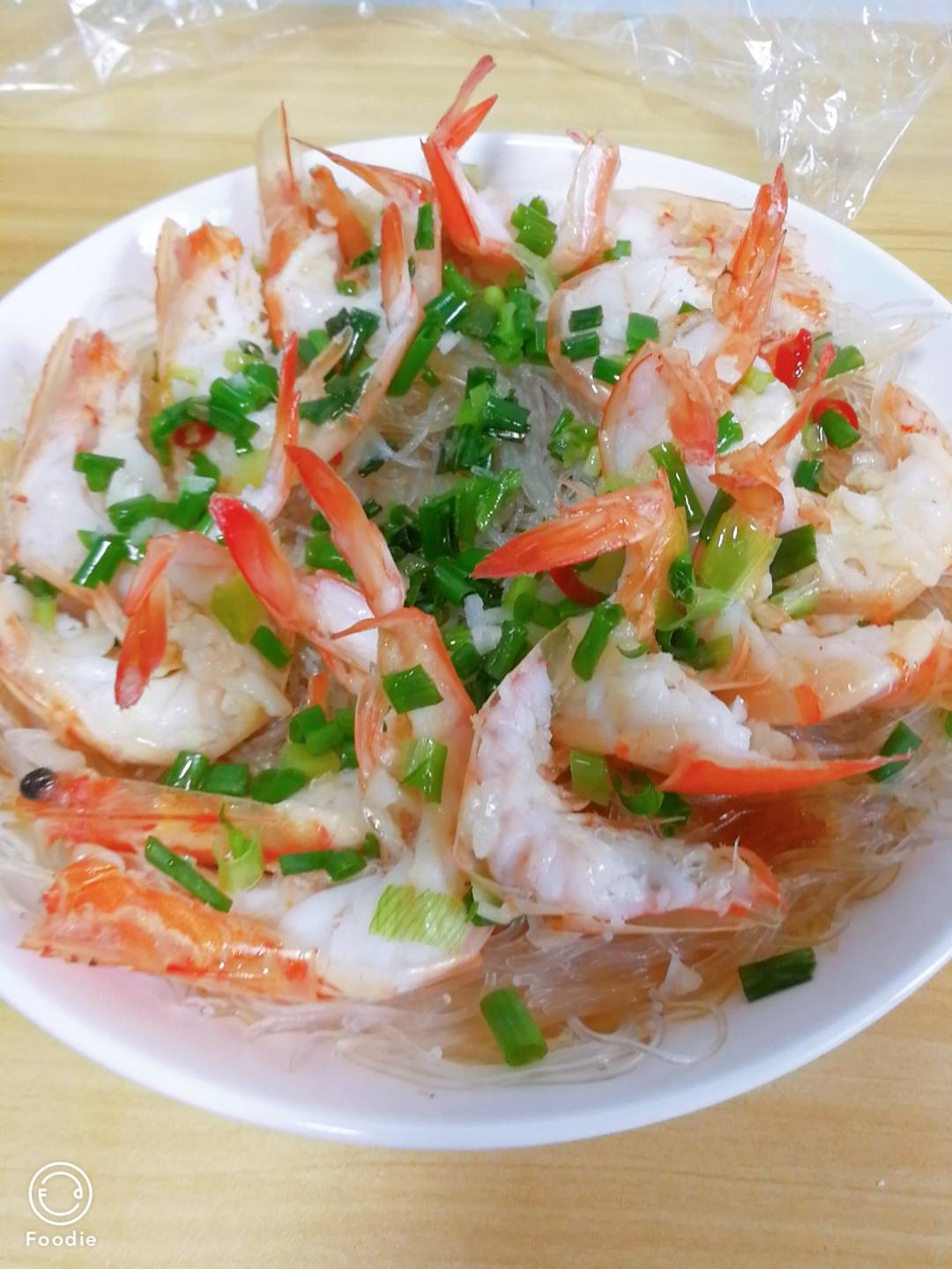 miss仙人掌做的蒜蓉粉丝蒸虾