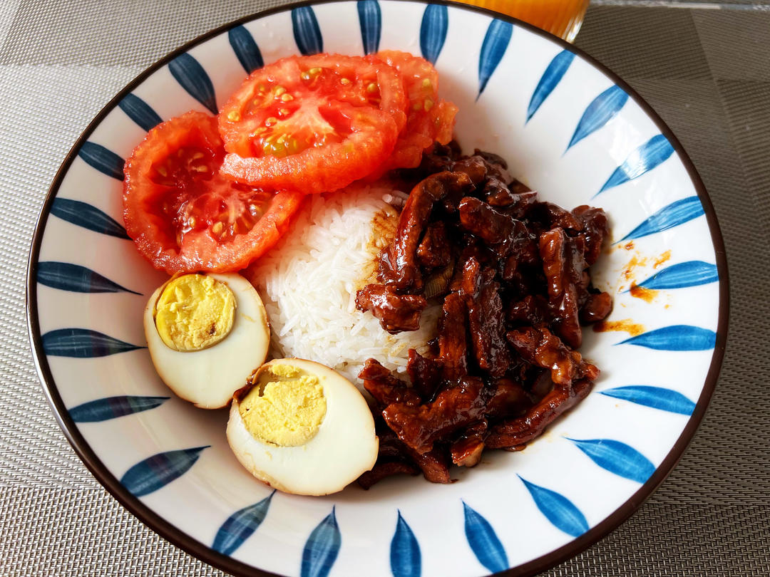 台式卤肉饭~