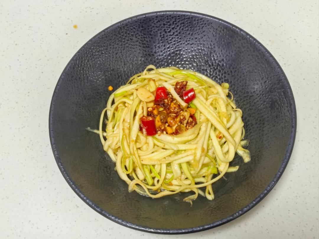 一定要试试的清新爽口凉拌西葫芦