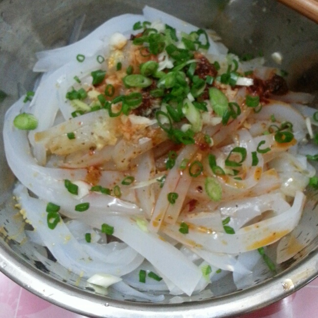 凉拌凉粉