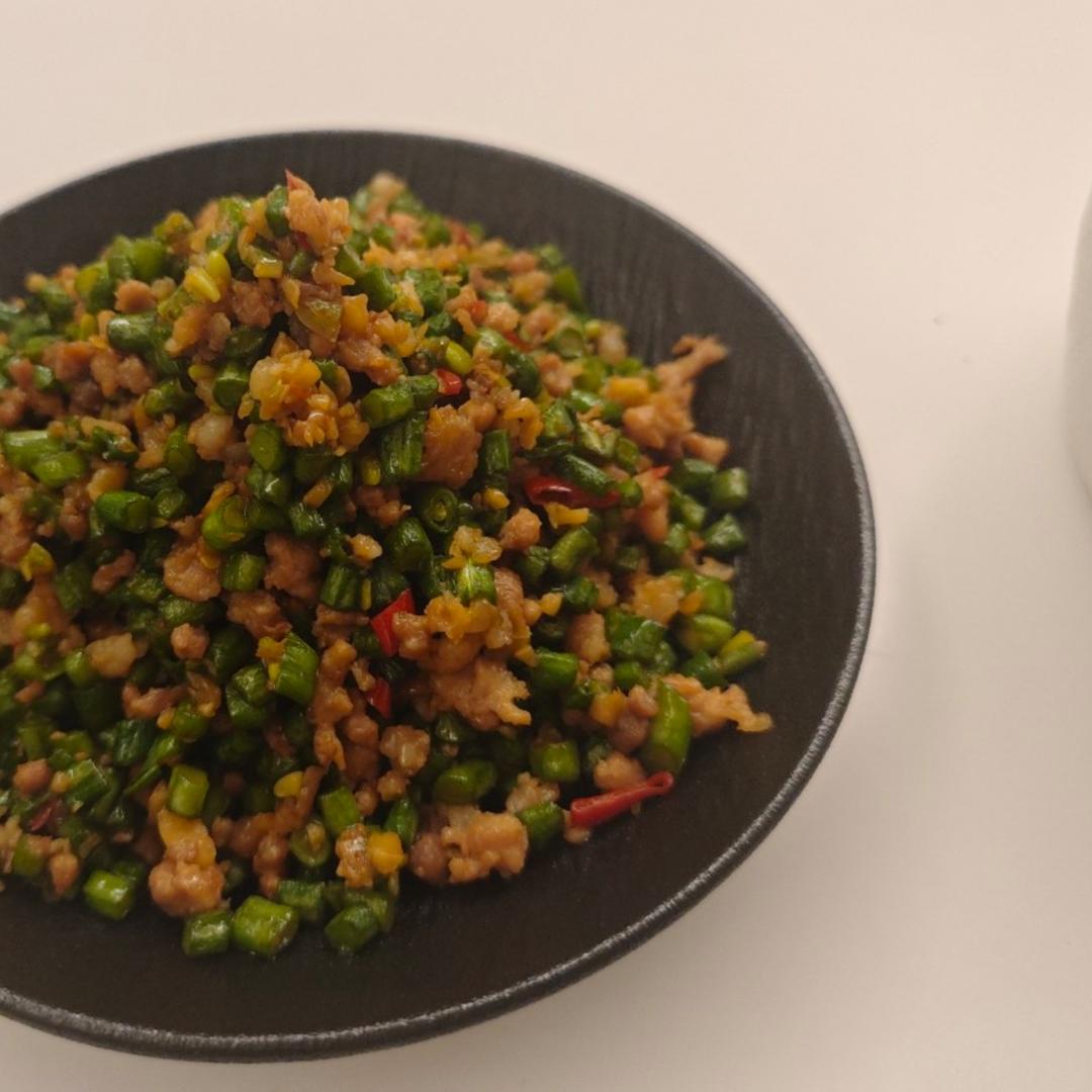 超简单的家常下饭菜猪肉末辣炒豆角