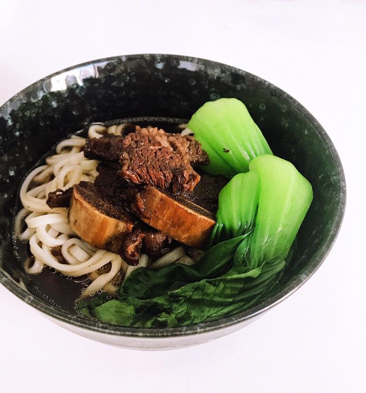 堂妈小厨——秘制牛肉面