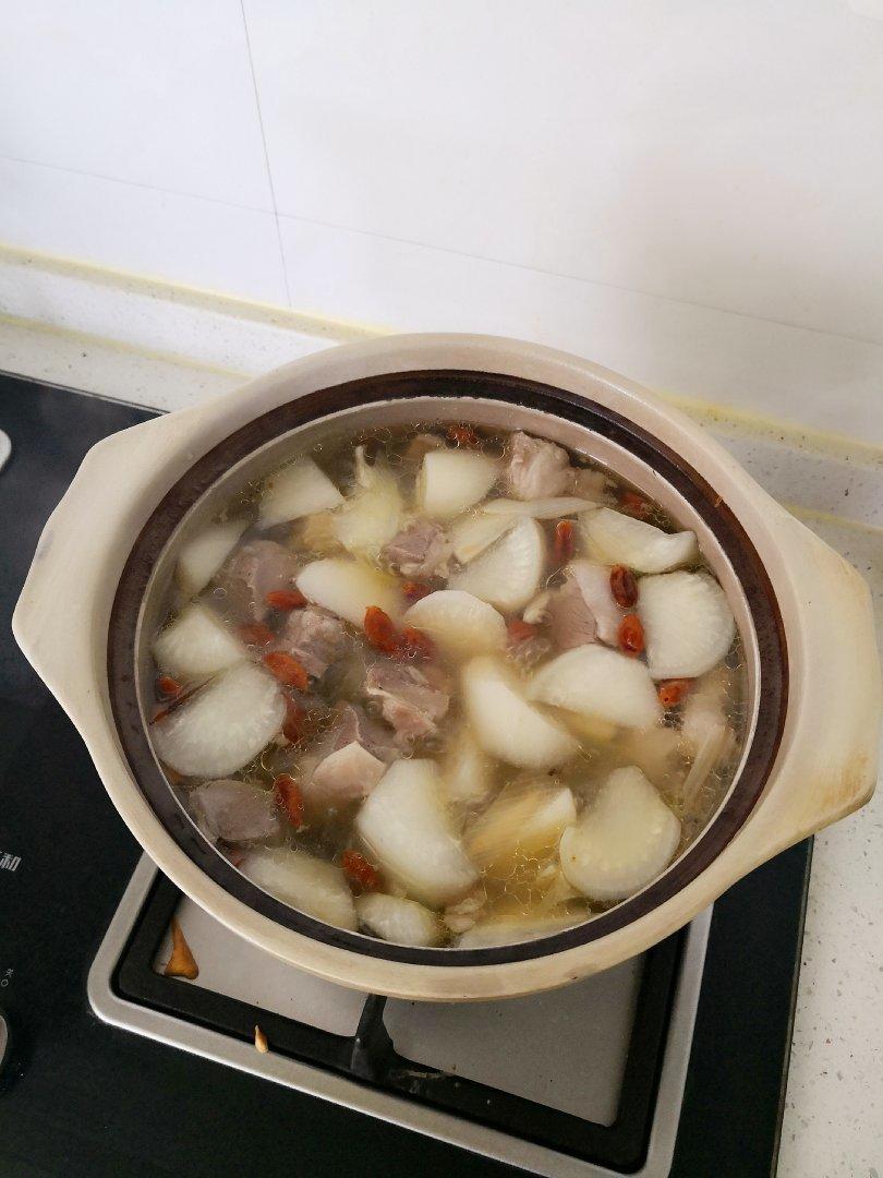 羊肉炖白萝卜