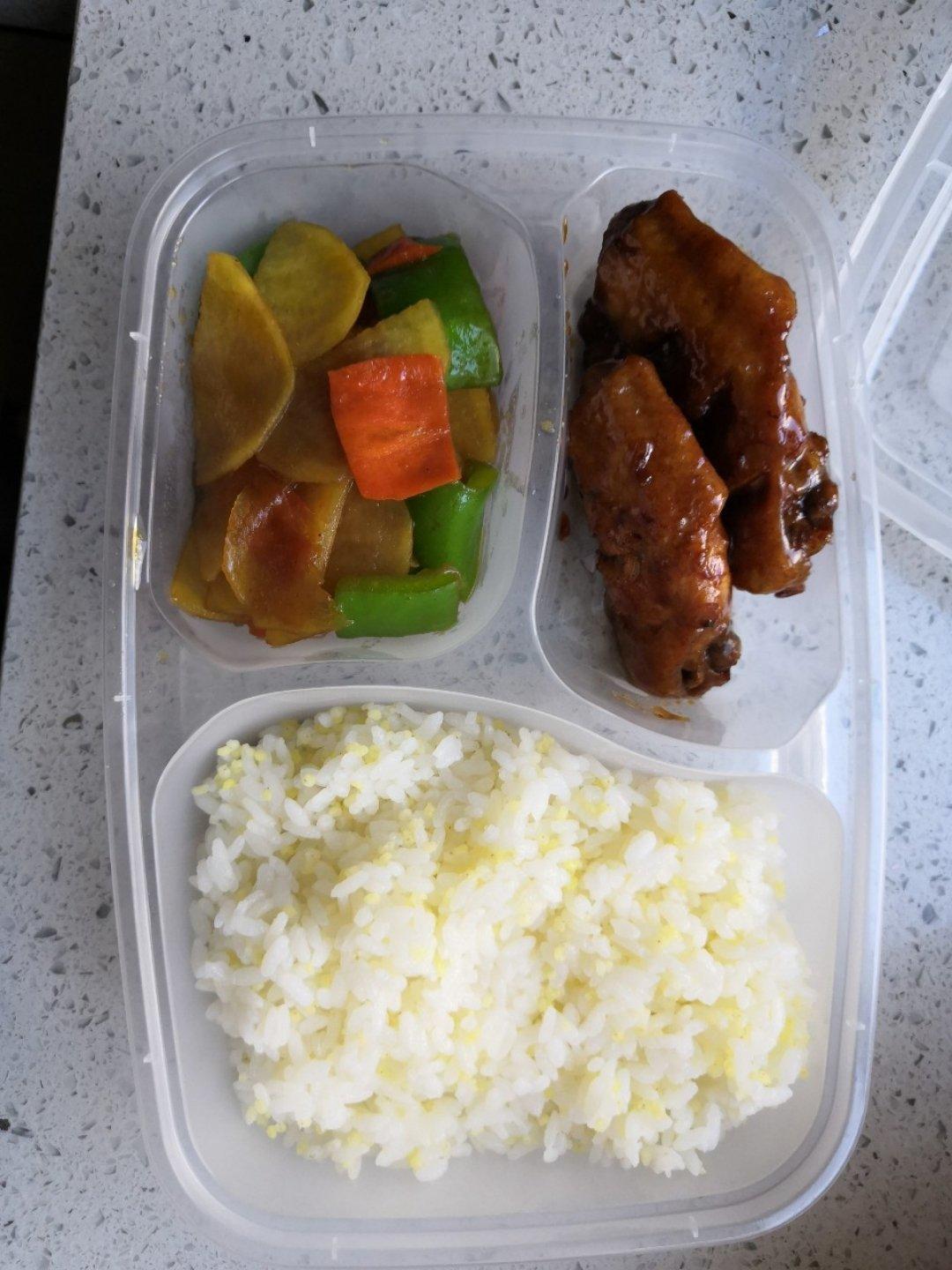 蒜香蚝油鸡翅中