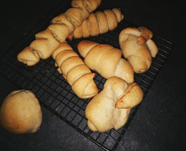 小清新绿豆面 面包的做法