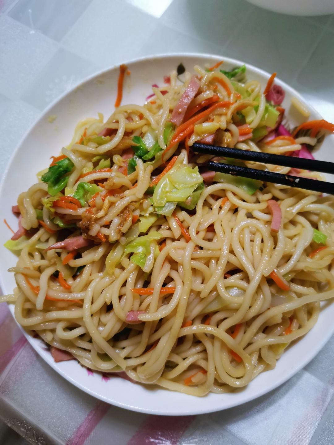 家常版什锦炒面