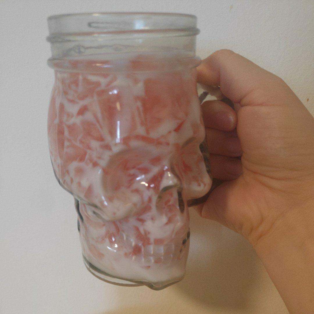 比奶茶还好喝的茉莉花茶冻鲜奶｜茶冻撞奶