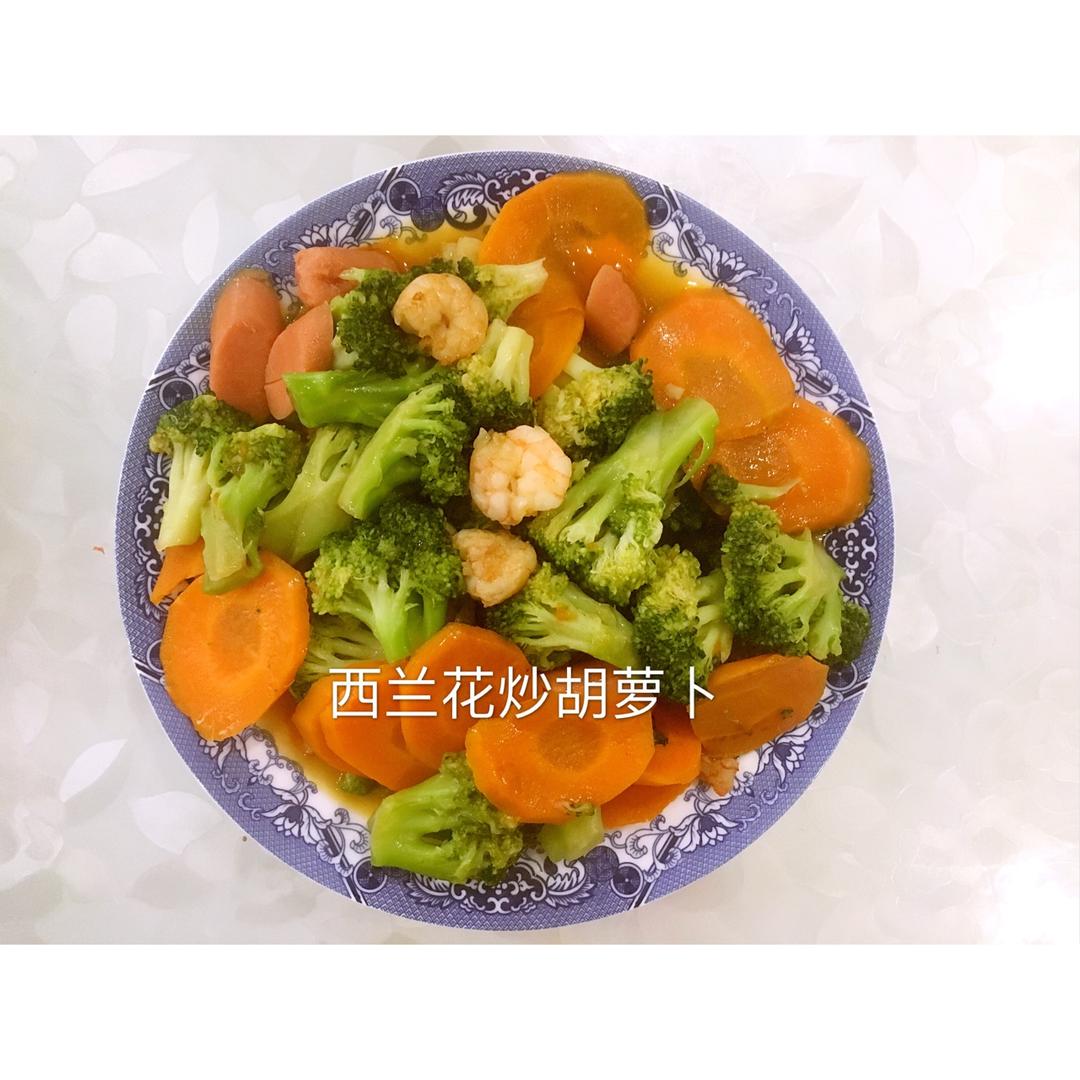 {☀快手晚餐☀}火腿肠滑蛋西兰花