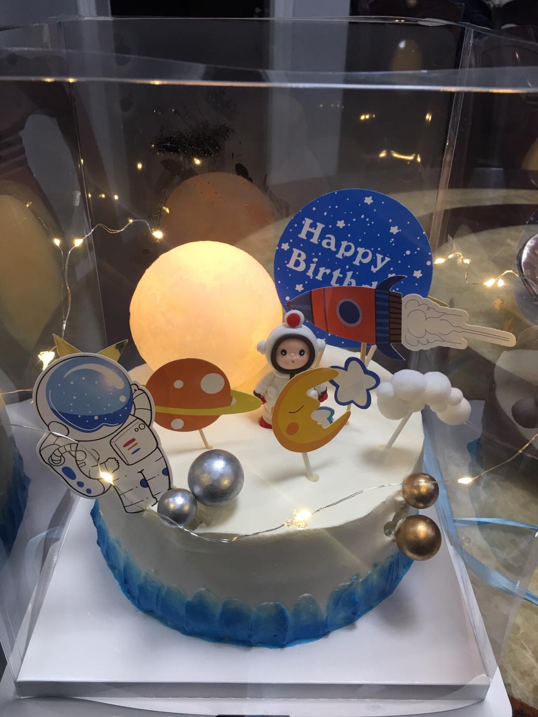 宇航员蛋糕
