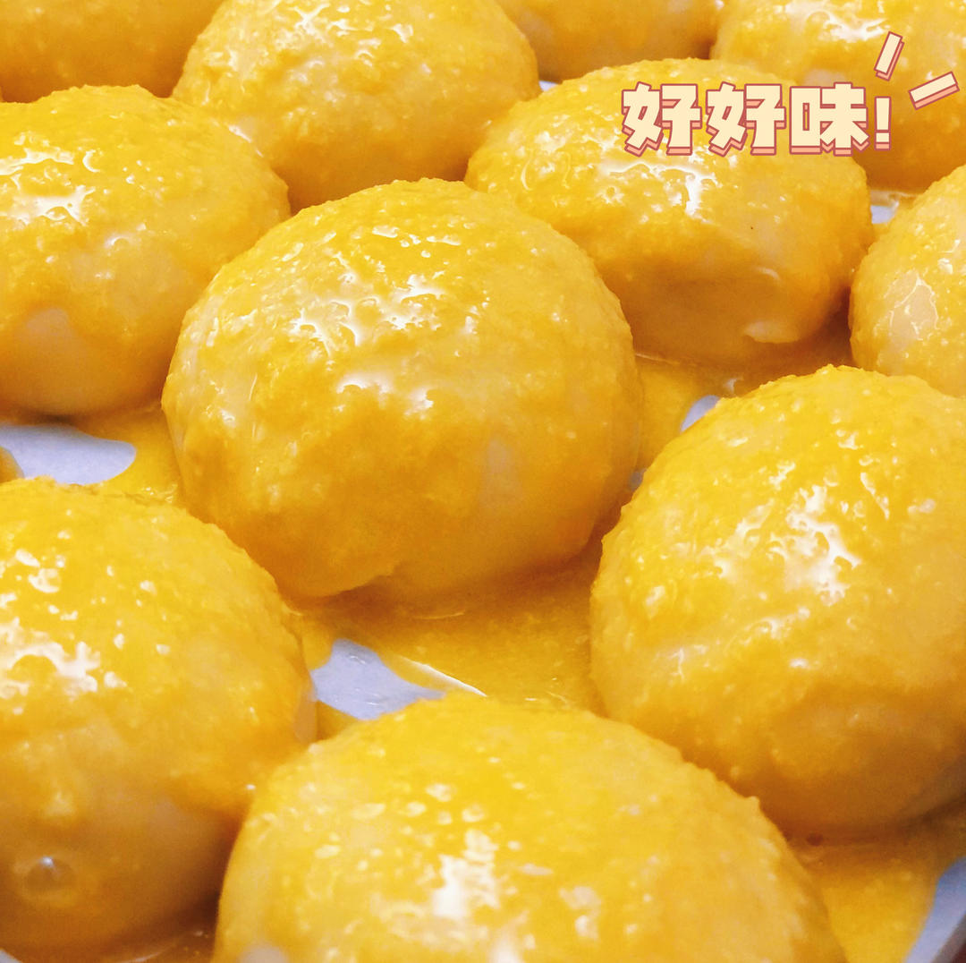 椰蓉小餐包。柔软拉丝，椰香浓郁