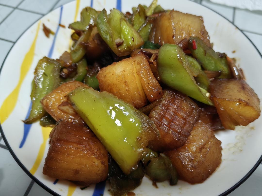 红烧冬瓜最完美做法，不加一滴水，瞬间秒杀红烧肉