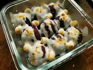 低卡饱腹又美味的酸奶紫薯球的做法 步骤7