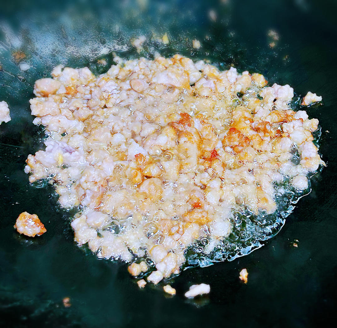 肉末鸡蛋炒榨菜的做法 步骤5