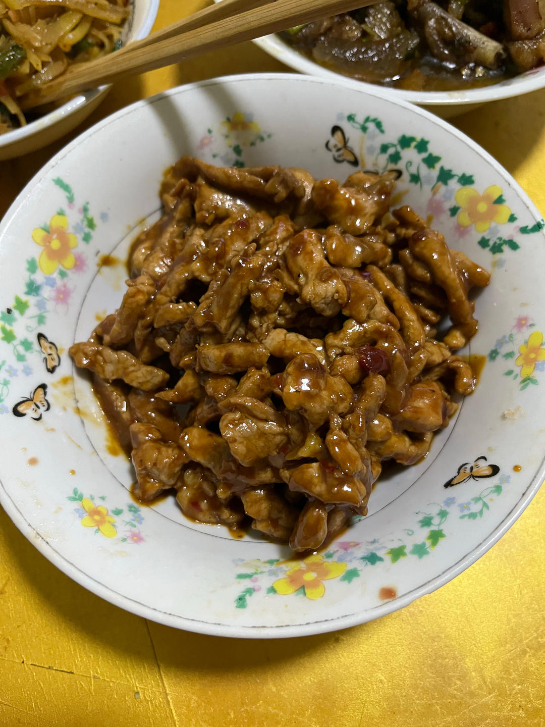 春日限定-京酱肉丝卷春饼