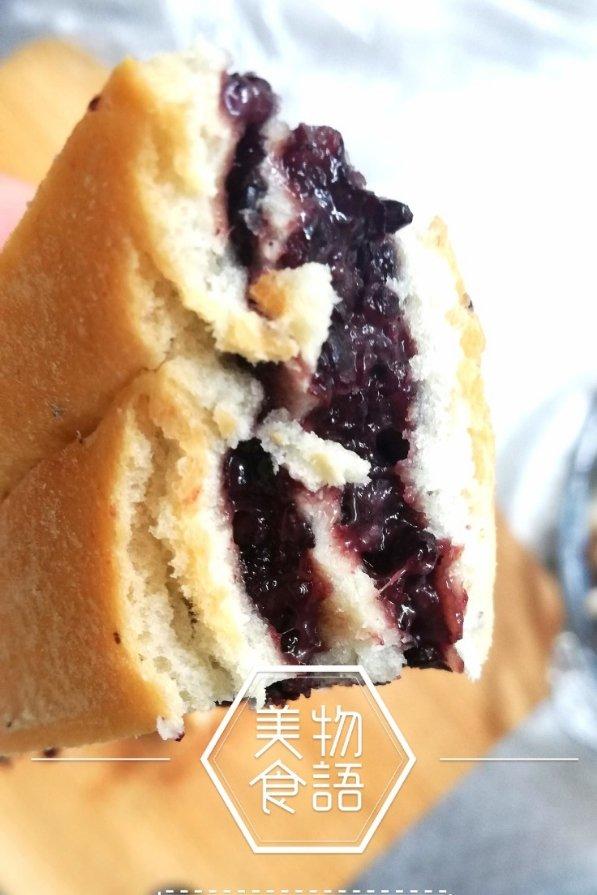 软软萌萌的紫米小面包