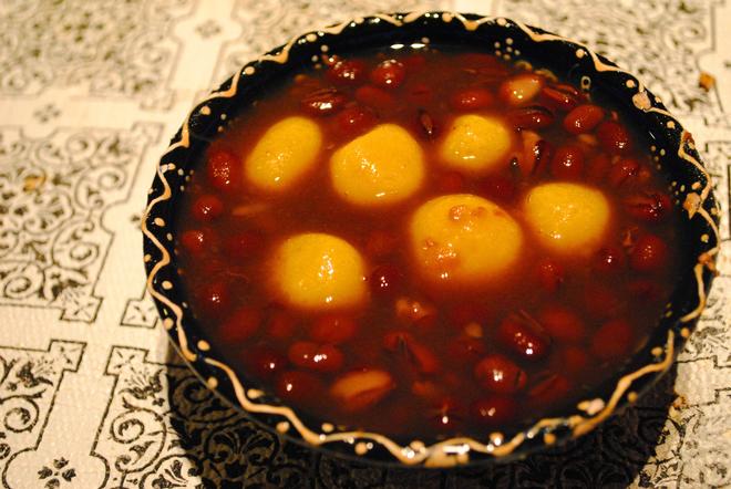 暖身薯圆红豆汤的做法