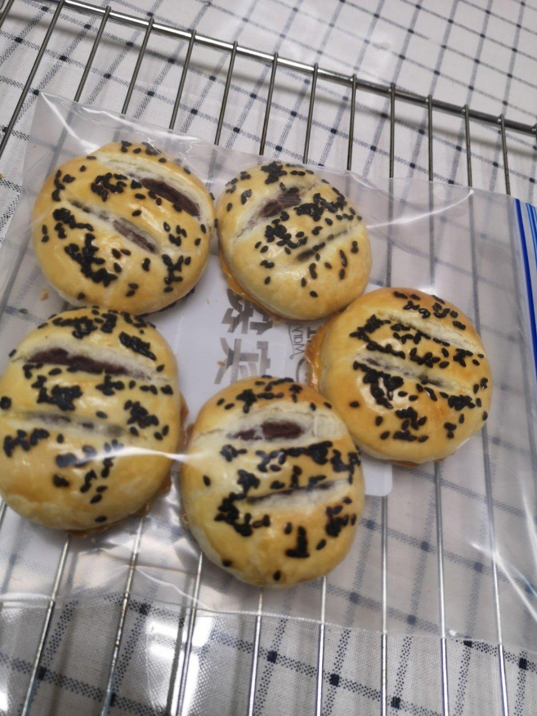 红豆沙千层酥 国庆中秋双节伴手礼不只有月饼 没蛋黄的蛋黄酥