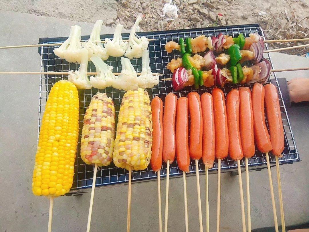 户外烧烤之烧烤实践篇：如何自己做室外烧烤（二）(利用公园公共烧烤架，包括工具的选择和点火方法等)