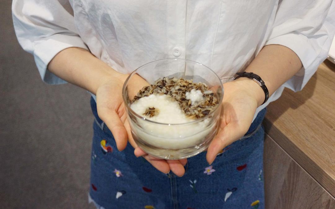 八卦花式燕窝—黑米玉米碴燕窝养生粥【易小炖燕窝厨房】