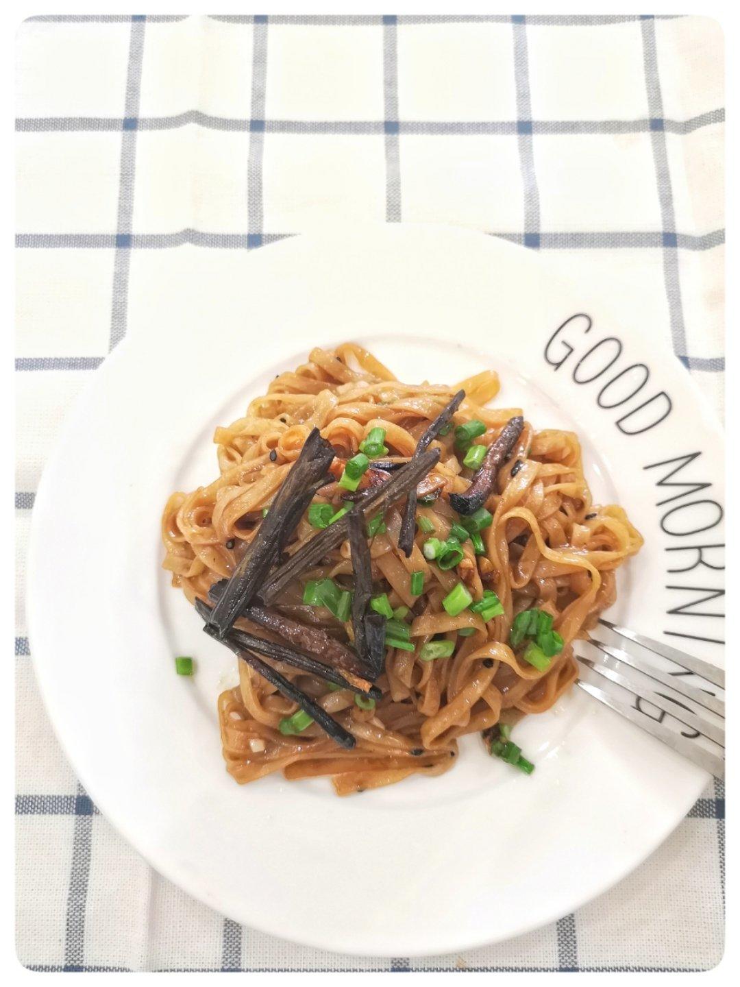 不试后悔：详解最好吃的葱油面（葱油做法）