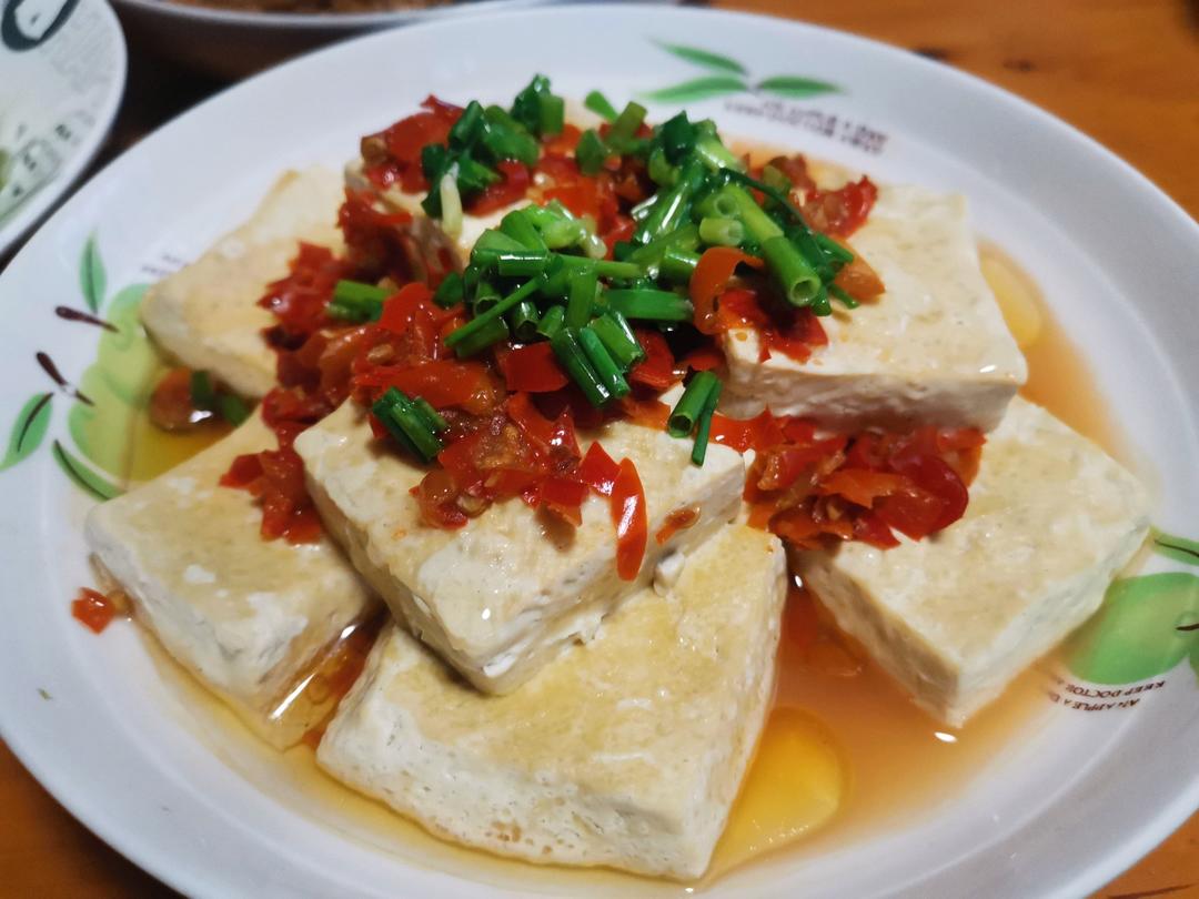 【快手】剁椒蒸臭豆腐