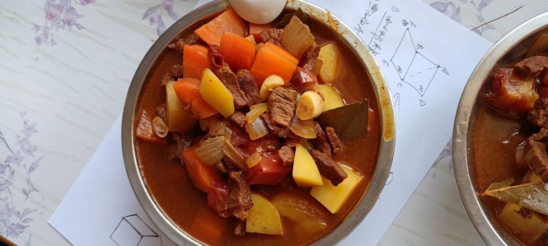 香喷喷炖牛腩