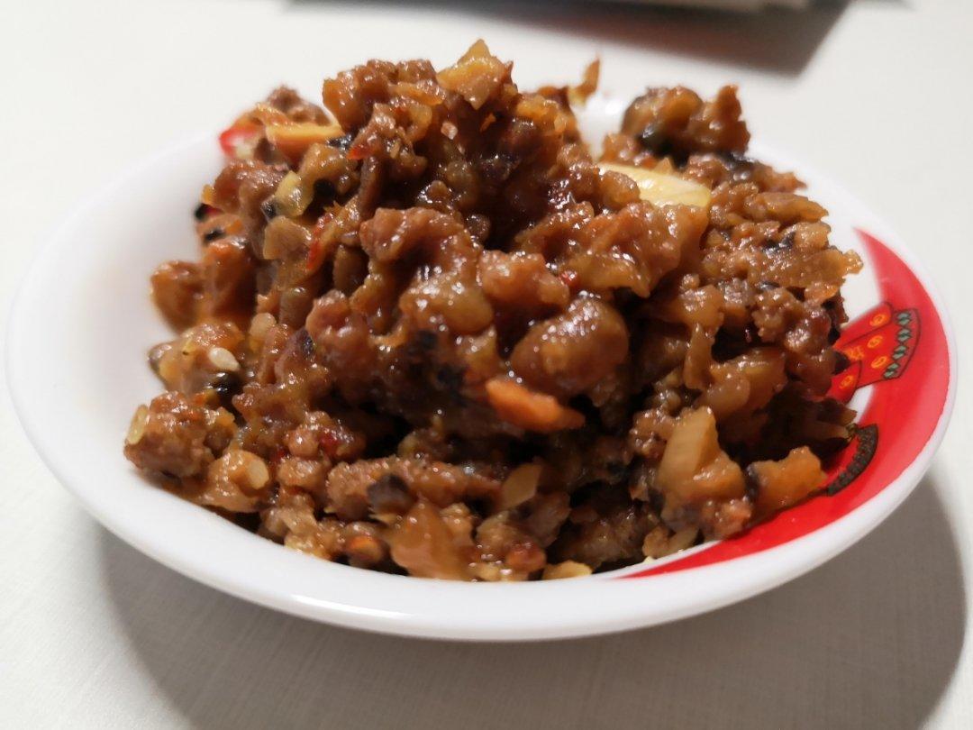 独家秘制香菇牛肉酱