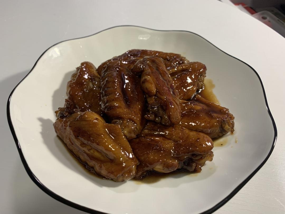 厨师长教你：“可乐鸡翅”的家常做法，味道鲜嫩可口，先收藏起来