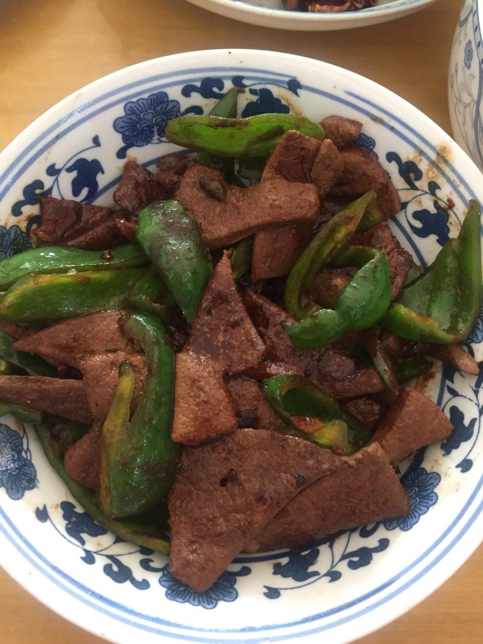 【酱爆猪肝面】